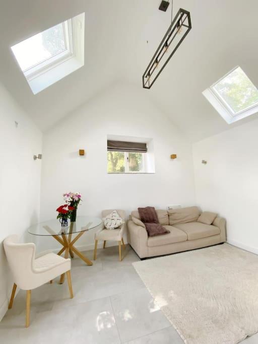 فيلا Luxury Detached Peak District Stone Barn - Dog Friendly Hazelwood المظهر الخارجي الصورة