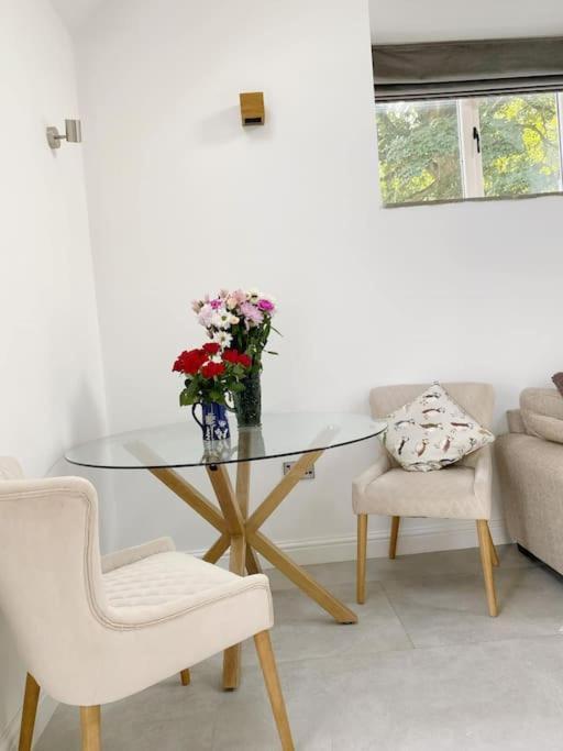 فيلا Luxury Detached Peak District Stone Barn - Dog Friendly Hazelwood المظهر الخارجي الصورة